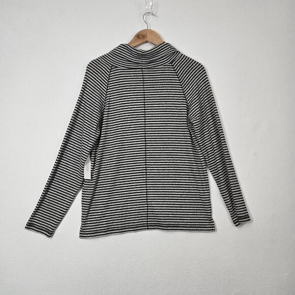 Weekends by Chico's Trailwinds Stripe Cowl Top sz 1 (M) Black Gray Long Sleeve - Picture 6 of 15